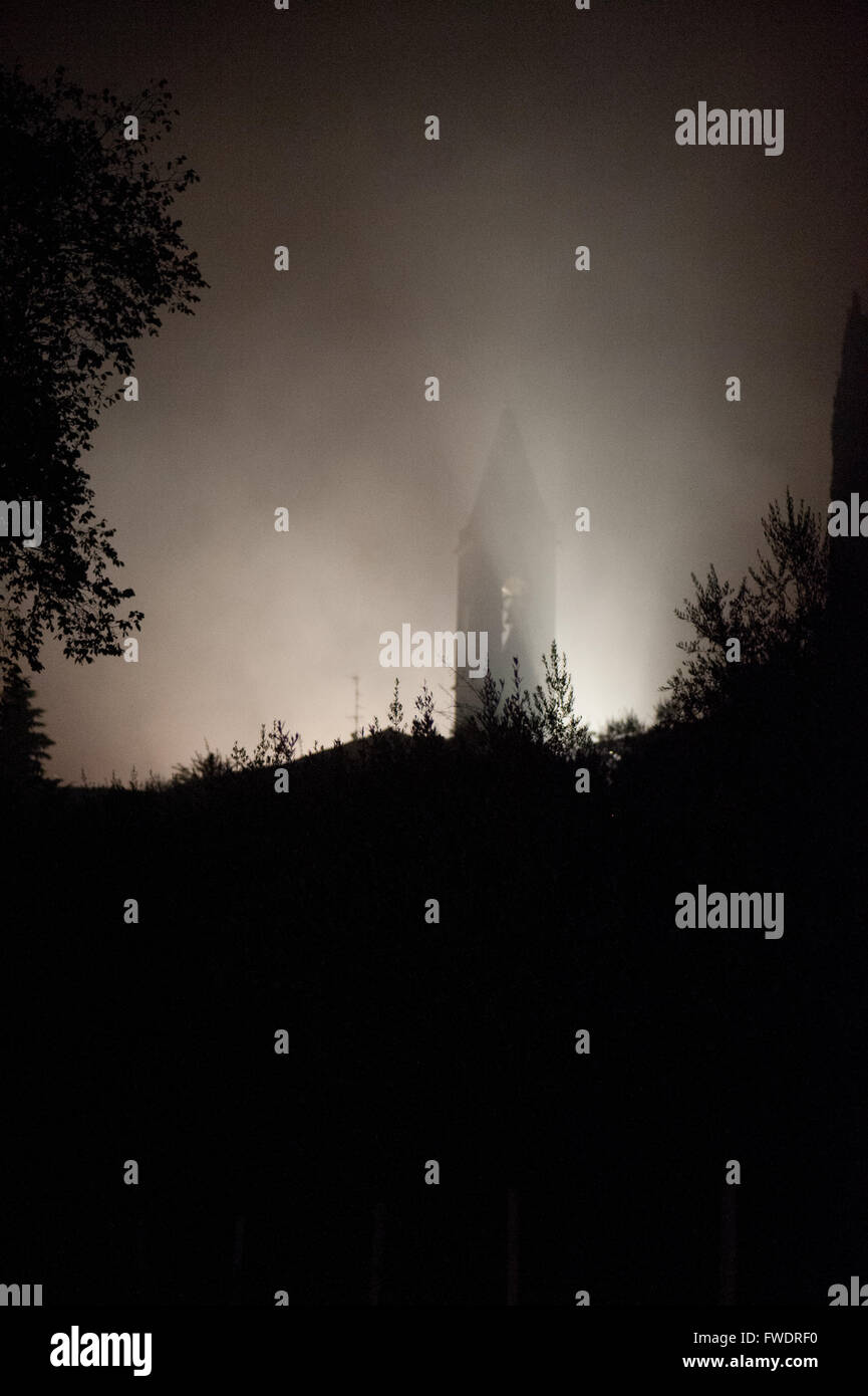 Christian chiesa medievale nella zona del Chianti, Firenze. L'Italia. Vista esterna. Foto Stock