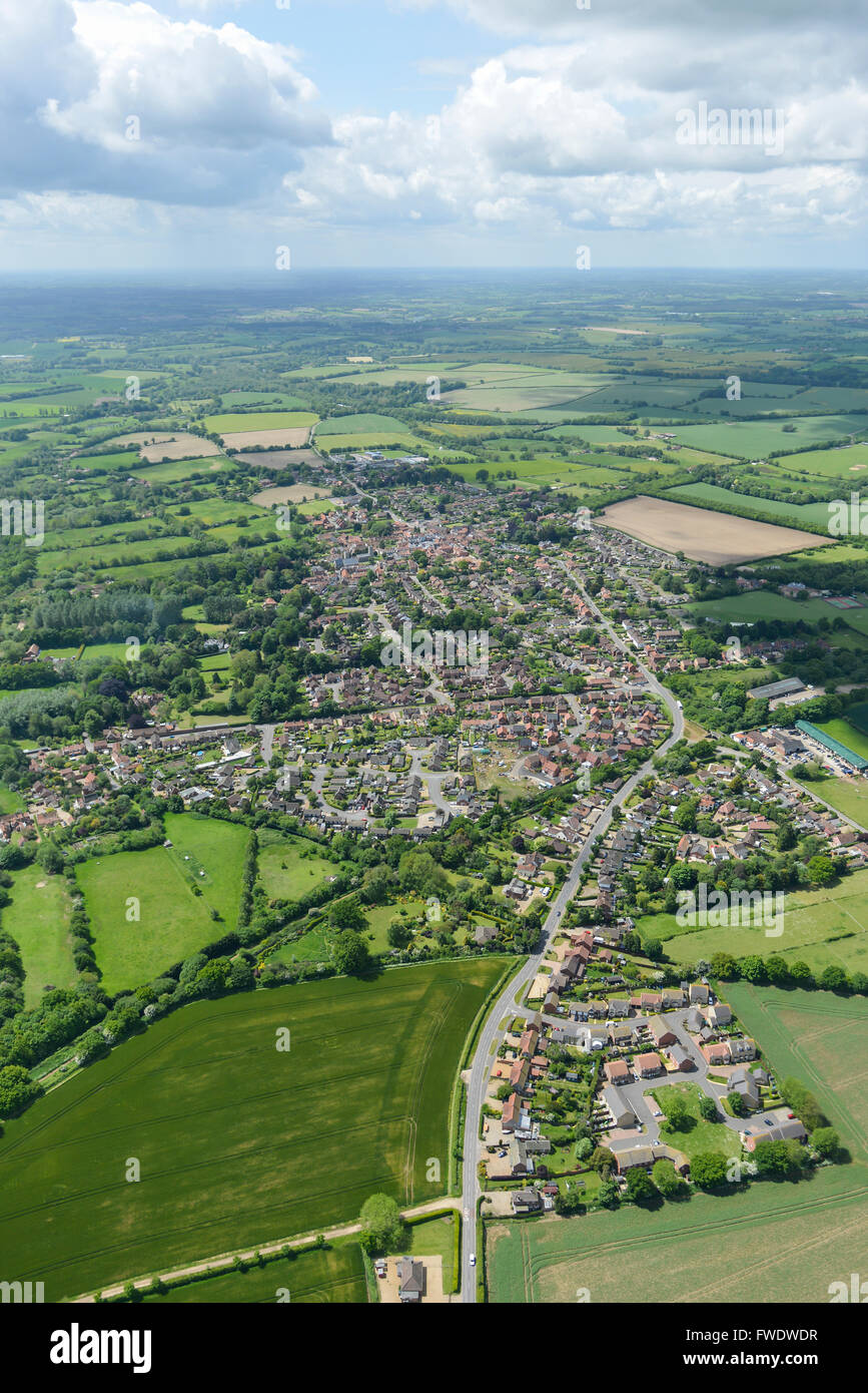 Una veduta aerea del villaggio di Reepham e la circostante campagna di Norfolk Foto Stock