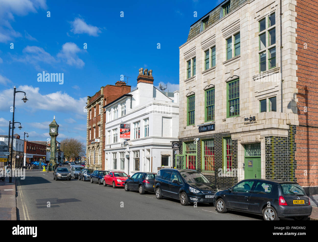 Frederick Street guardando verso il Chamberlain orologio, Jewellery Quarter, Birmingham, West Midlands, England, Regno Unito Foto Stock