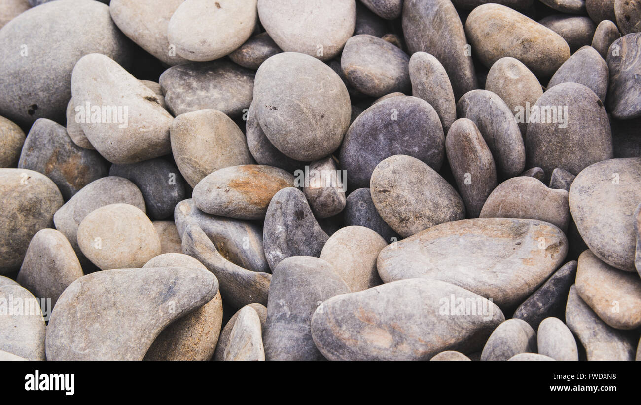 Spa pietre, mare spiaggia. Coast Foto Stock