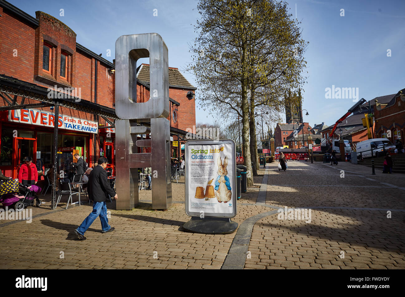 Oldham centro Tommyfield Mercati Mercato Mercato bazaar trader fornitore di commercianti indipendenti gli acquirenti dei negozi di vendita del venditore han Foto Stock
