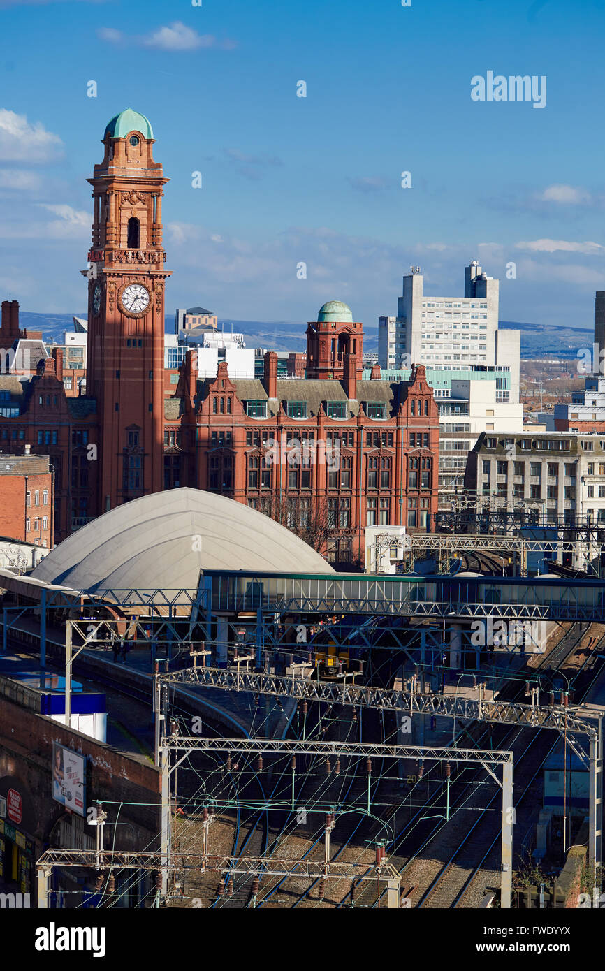 Lo skyline di Manchester la stazione ferroviaria di Oxford road palace hotel Sviluppo in Office Sviluppo spaziale sviluppato consentono alle piccole mediu Foto Stock