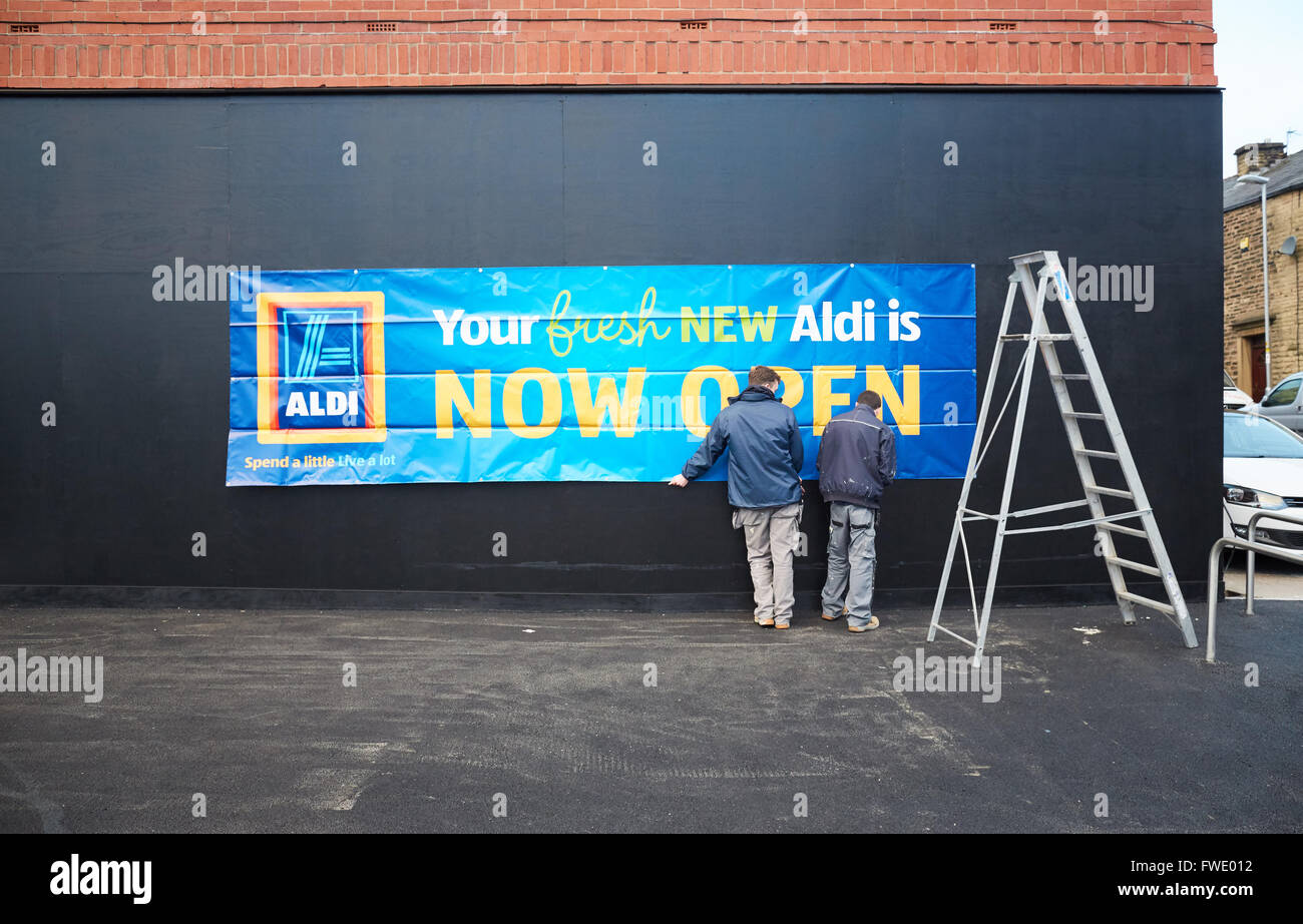 Aldi segno di apertura Foto Stock