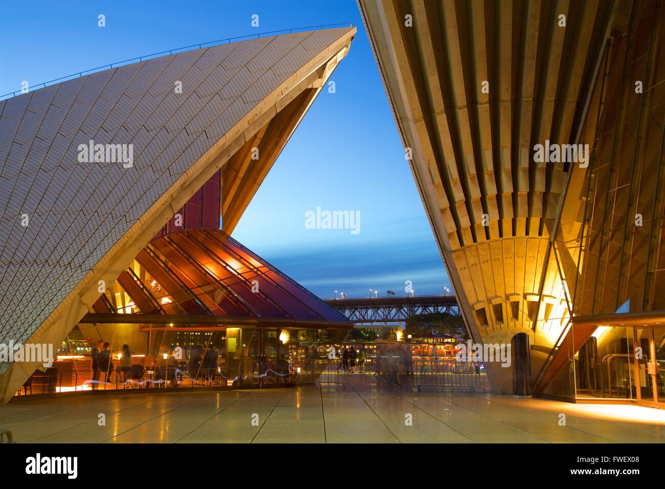 La Opera House di Sydney al Tramonto, Sito Patrimonio Mondiale dell'UNESCO, Sydney, Nuovo Galles del Sud, Australia, Oceania Foto Stock