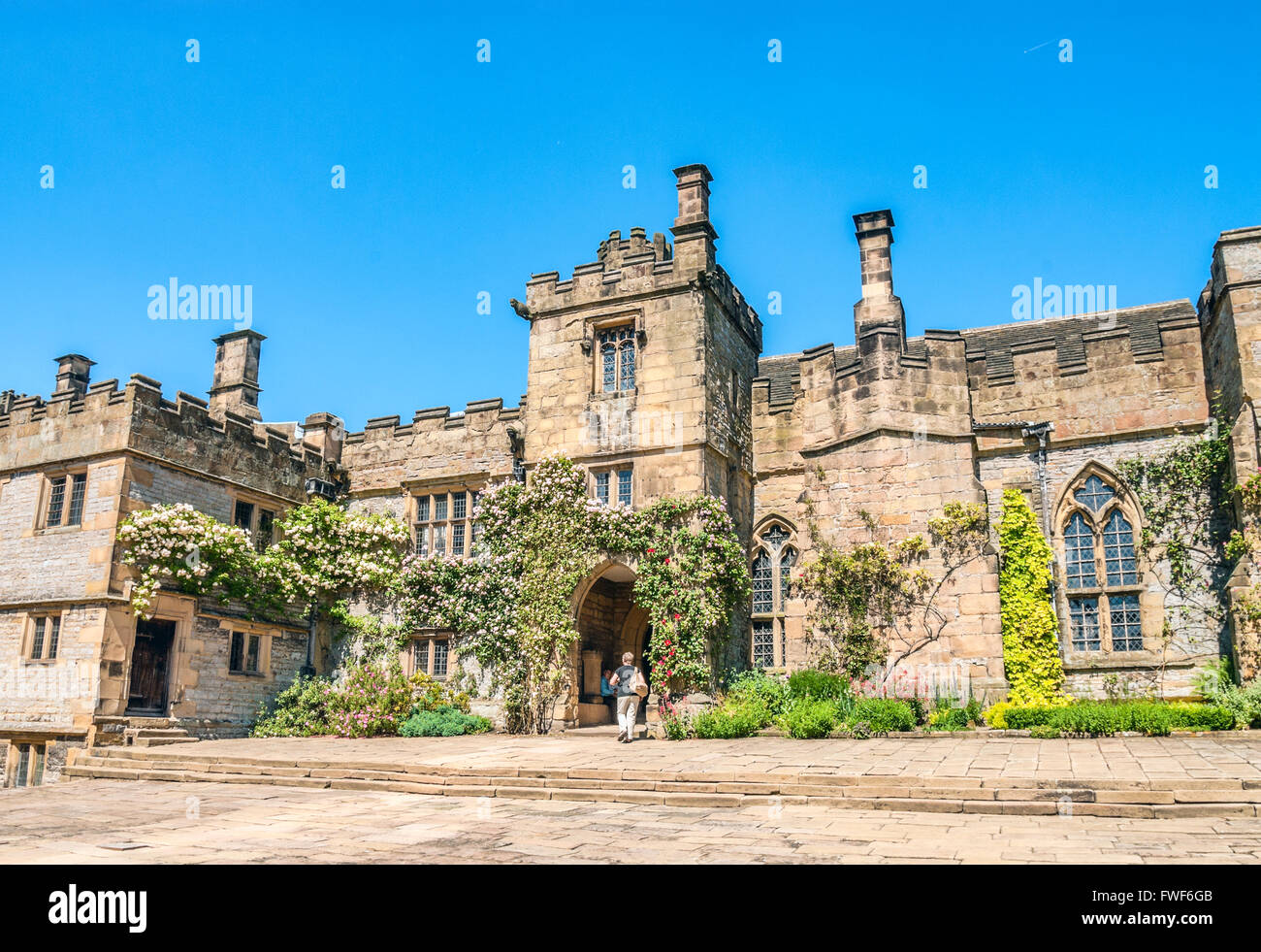 Norman Castle Haddon Hall vicino a Bakewell, Midlands Inghilterra Foto Stock