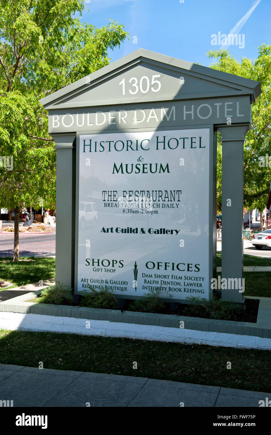 Boulder Dam Hotel e museo segno a Boulder City Nevada Foto Stock