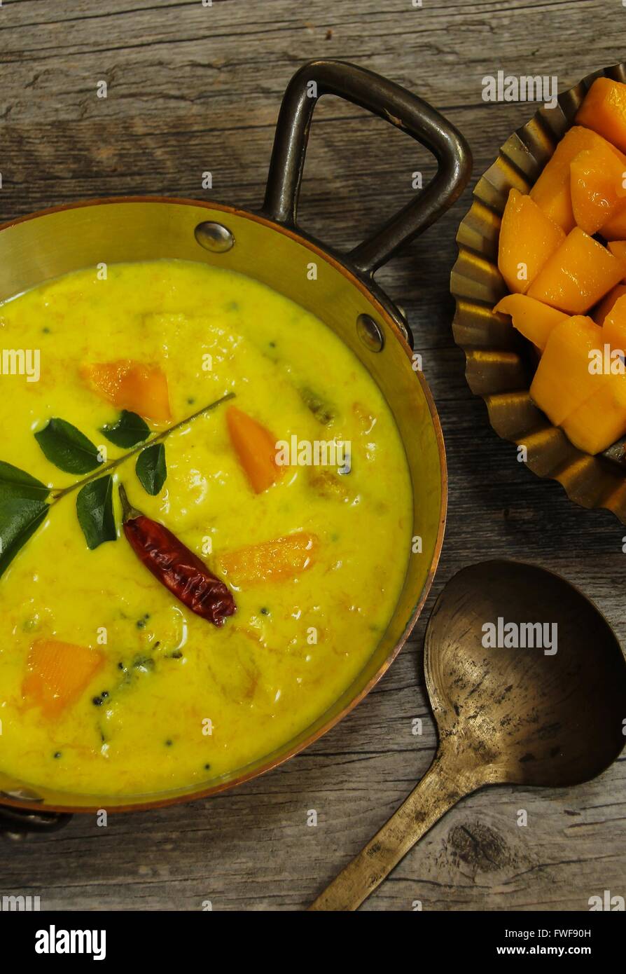 Mango Yogurt Curry Indiano Sud Kerala cibo Foto Stock