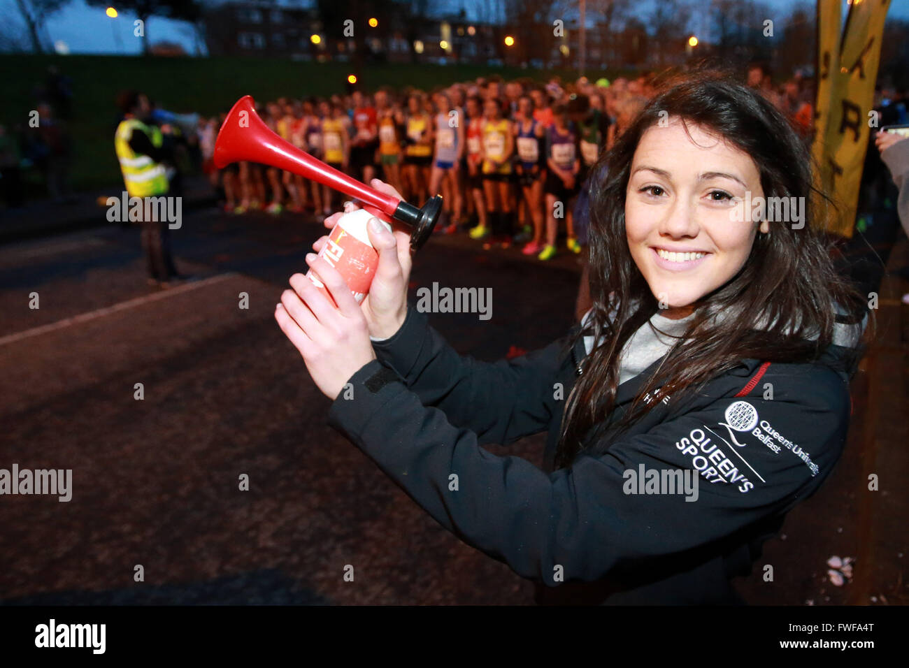 Queen's University di Belfast 5k eseguire intorno al fiume Lagan, Belfast, 2015. SPORT, eseguire, fitness, 5K, BELFAST, IRLANDA DEL NORD, Regno Unito Foto Stock