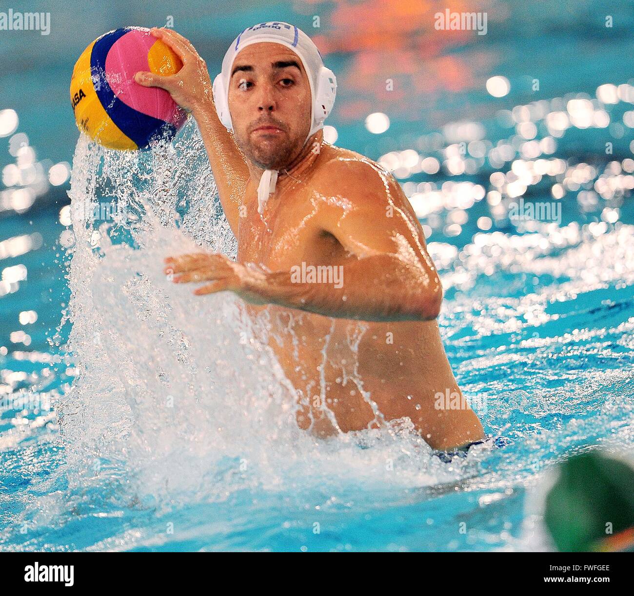 Trieste, Italia. Il 4 aprile, 2016. L'Italia Alessandro Nora durante l'Italia v Sud Africa corrispondono a FINA maschile di pallanuoto ai Giochi Olimpici di torneo di qualificazione, 04 aprile 2016. foto Simone Ferraro / Alamy Live News Foto Stock