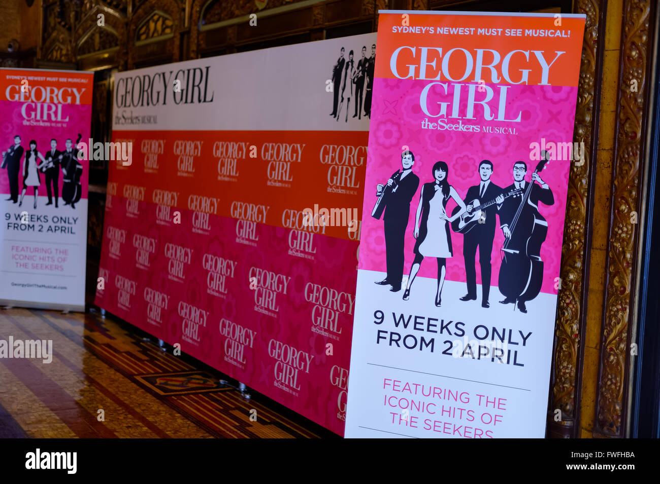 Sydney, Australia. 05 apr, 2016. La parte anteriore della casa di pubblicità per Georgy Girl - I cercatori musical presso il Teatro di Stato di Sydney il 5 aprile. "Georgy Girl - I cercatori Musical' segue la storia di Judith Durham, Athol Guy, Keith Potger e Bruce Woodley, dal loro folk e jazz inizi a Melbourne per il loro aumento meteorica al mondo pop celebrità nel '60s, ad oggi. Credito: Hugh Peterswald/Pacific Press/Alamy Live News Foto Stock