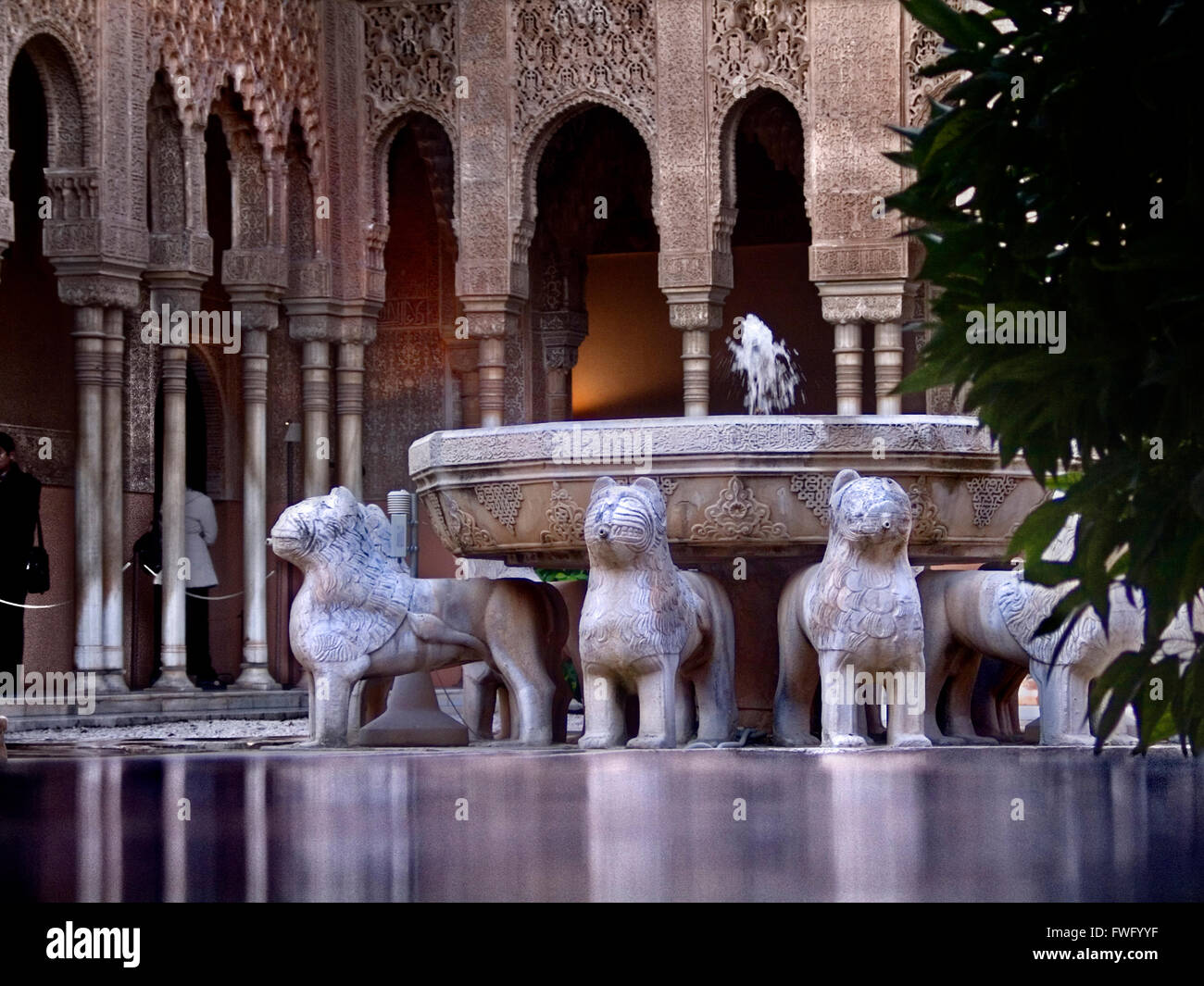 Patio de Los Leones, Alhambra di Granada, Andalusia, Spagna Foto Stock