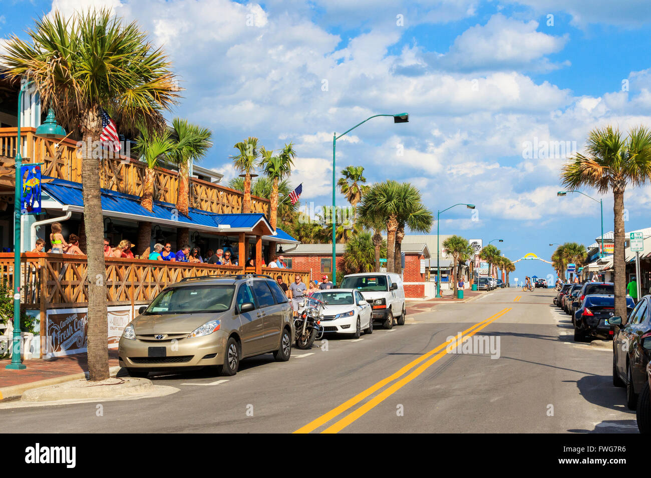 Strada principale e caffetterie in New Smyrna Beach, Florida, Stati Uniti d'America Foto Stock