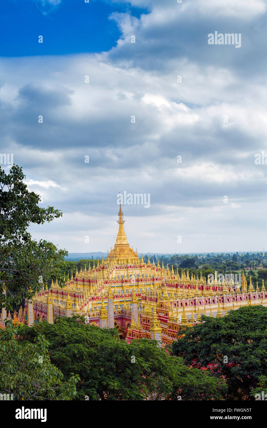 Thanboddhay () Thambuddhei Paya tempio buddista, Monywa, Sagaing, Myanmar (Birmania), Sud-est asiatico Foto Stock