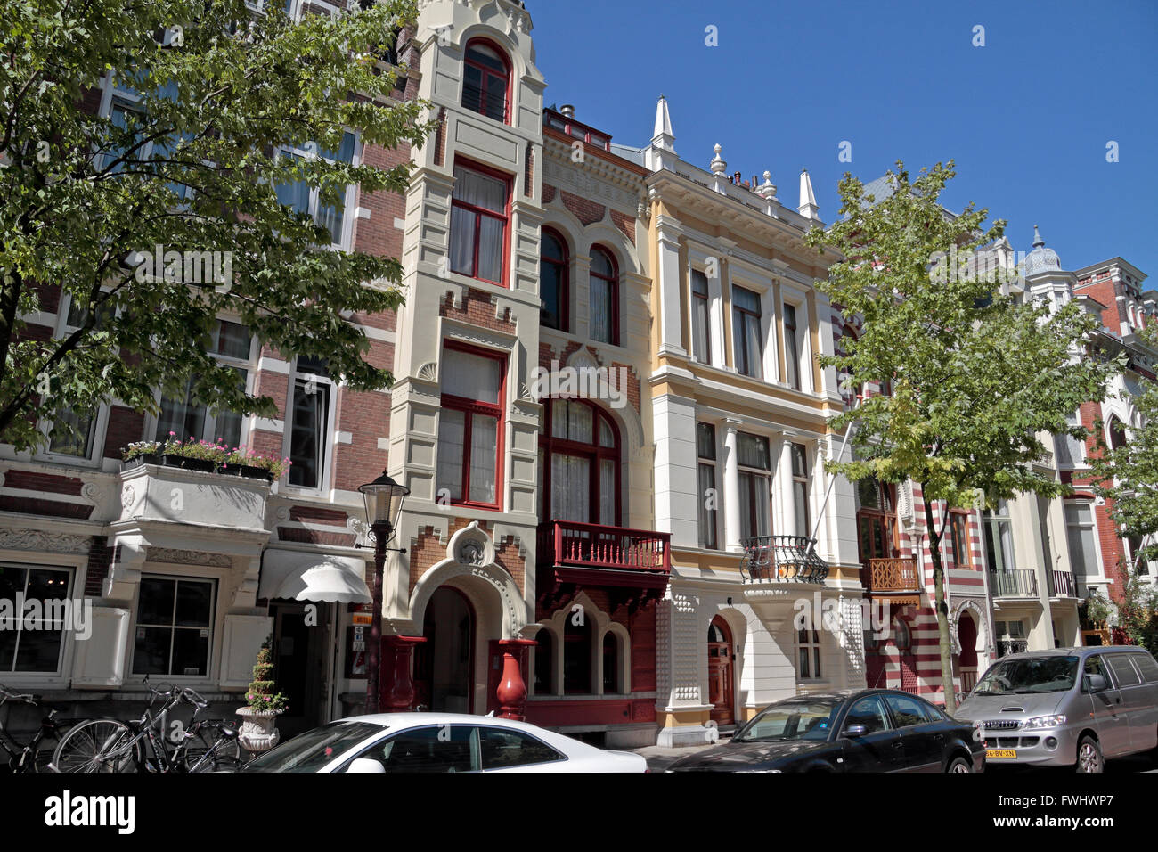 Alcuni Zevenlandenhuizen (sette paesi case) su la Roemer Visscherstraat in Amsterdam, Paesi Bassi. Foto Stock