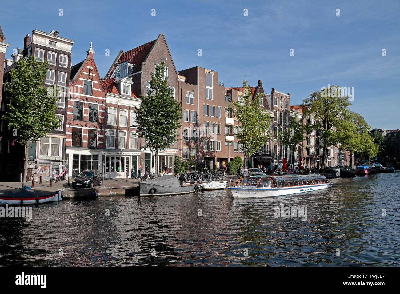 Generale vista sul canale di Amsterdam, Paesi Bassi. Foto Stock