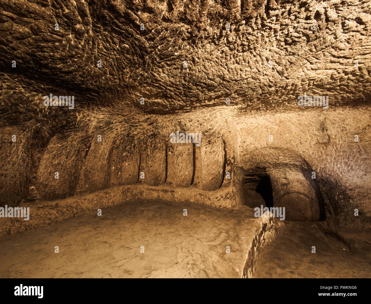 In cantina la vasta antica Città sotterranea (usato come rifugio nei momenti di pericolo) a Kaymaklı, Cappadocia, Turchia Foto Stock