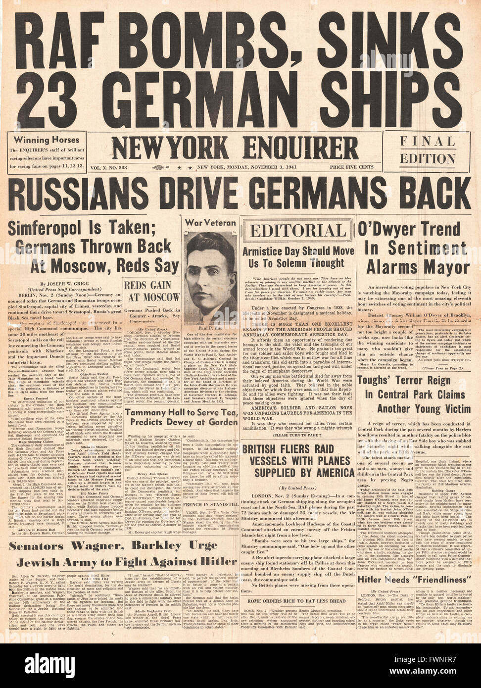 1941 front page New York Enquirer esercito russo tenere anticipo tedesco e RAF bomba spedizione tedesco Foto Stock