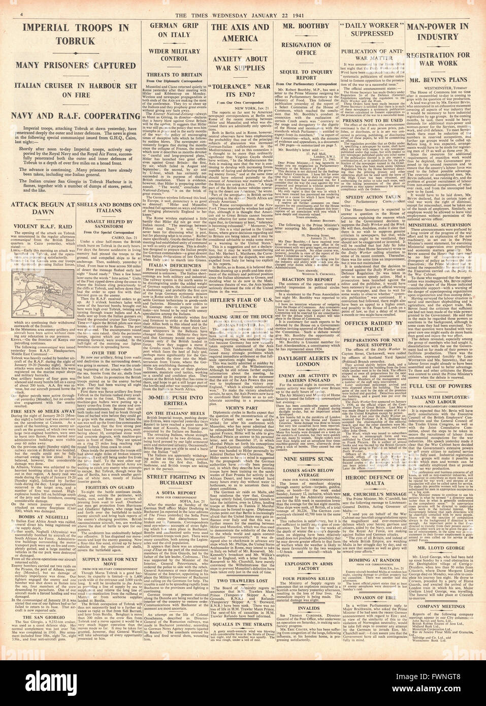 1941 Pagina 4 i tempi delle forze alleate immettere Tobruk Foto Stock