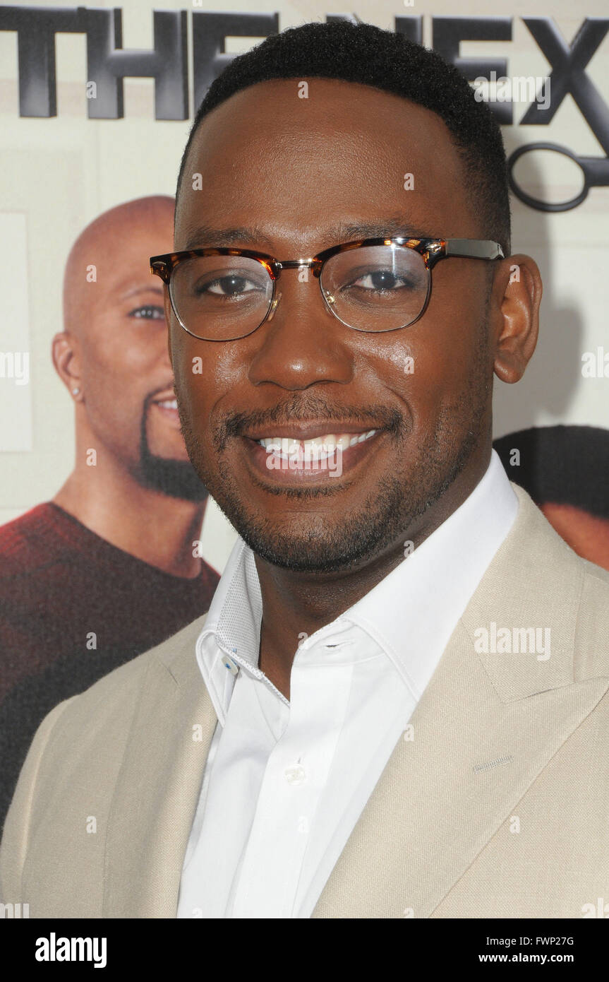 Hollywood, CA, Stati Uniti d'America. 6 apr, 2016. Lamorne Morris . Gli arrivi di Los Angeles Premiere di ''Barbiere: il taglio successivo'" tenutasi presso la TCL Teatro Cinese. Credito: Birdie Thompson/AdMedia/ZUMA filo/Alamy Live News Foto Stock