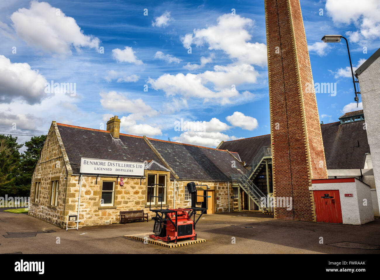 Esterno del Dallas Dhu distillery Foto Stock