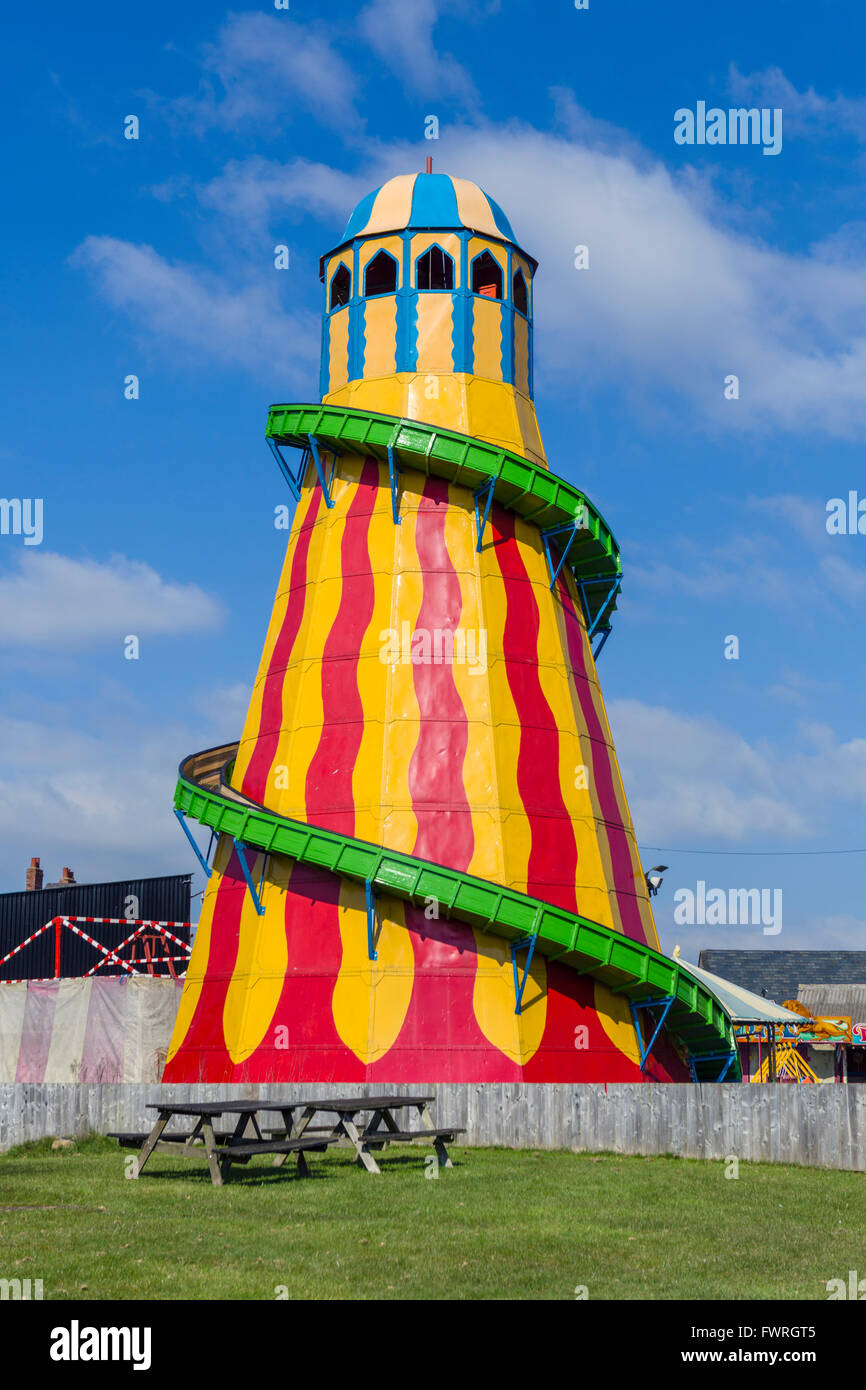 Vecchio Helter Skelter negli anni trenta del novecento in fiera, Black Country Living Museum, Dudley, West Midlands, Regno Unito Foto Stock