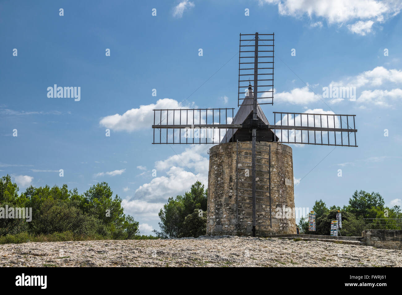 Francia, Alphonse Daudet il mulino a vento in Fontvieille Foto Stock