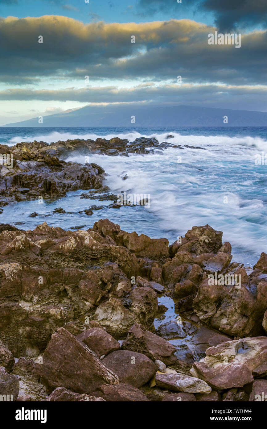 Vista di Molokai da area di Kapalua di Maui Foto Stock