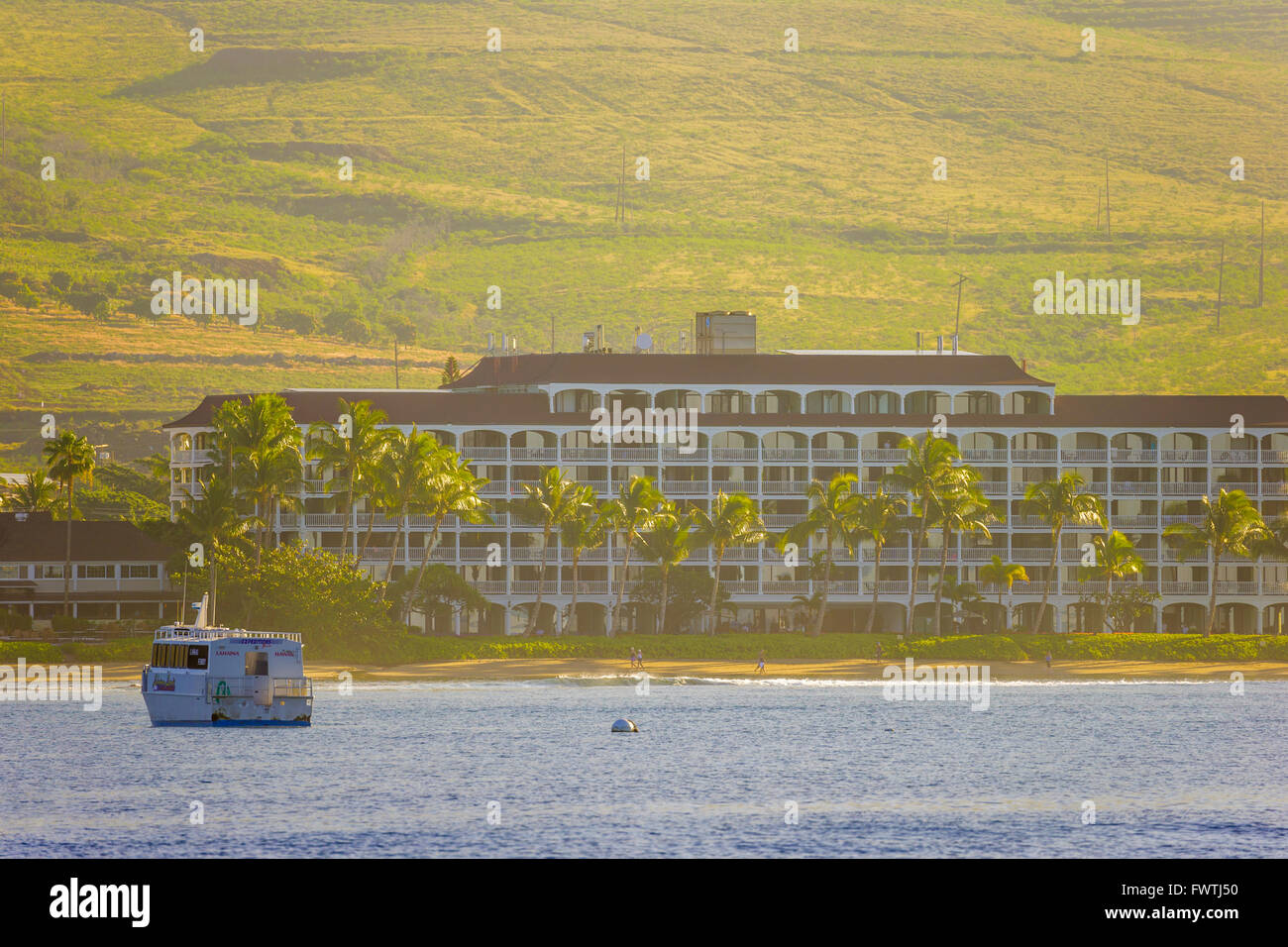 Royal Lahaina Hotel visto dalla tour in barca a Maui Foto Stock
