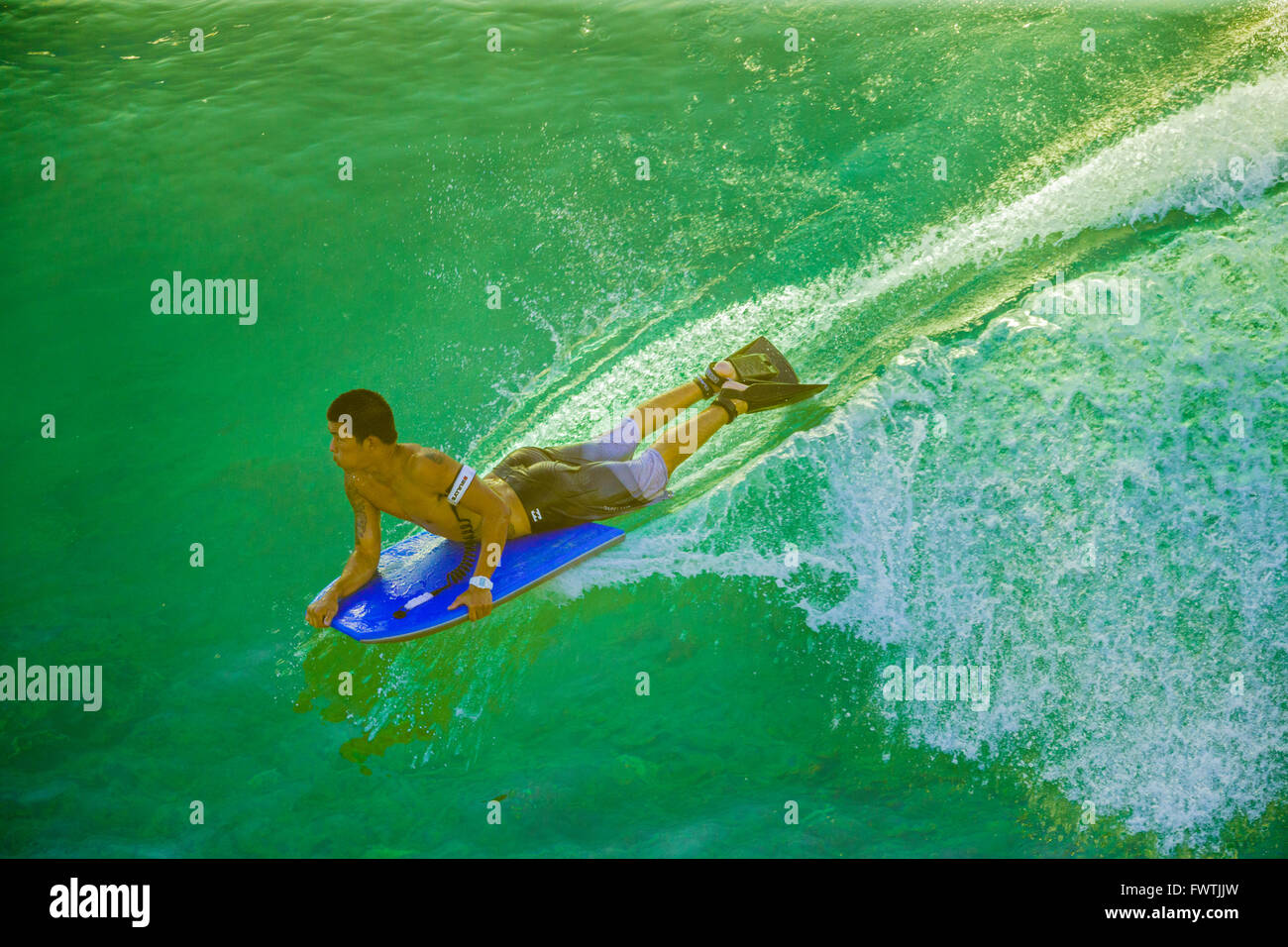 Boogie boarding o corpo maui surf Hawaii Foto Stock