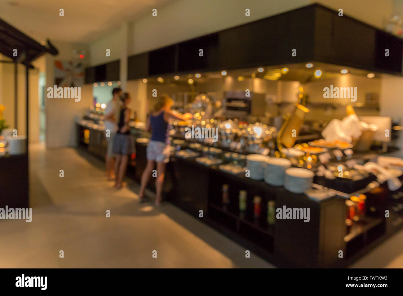 Abstrast sfondo sfocato : ristorante cafe con sfocatura bokeh di fondo Foto Stock