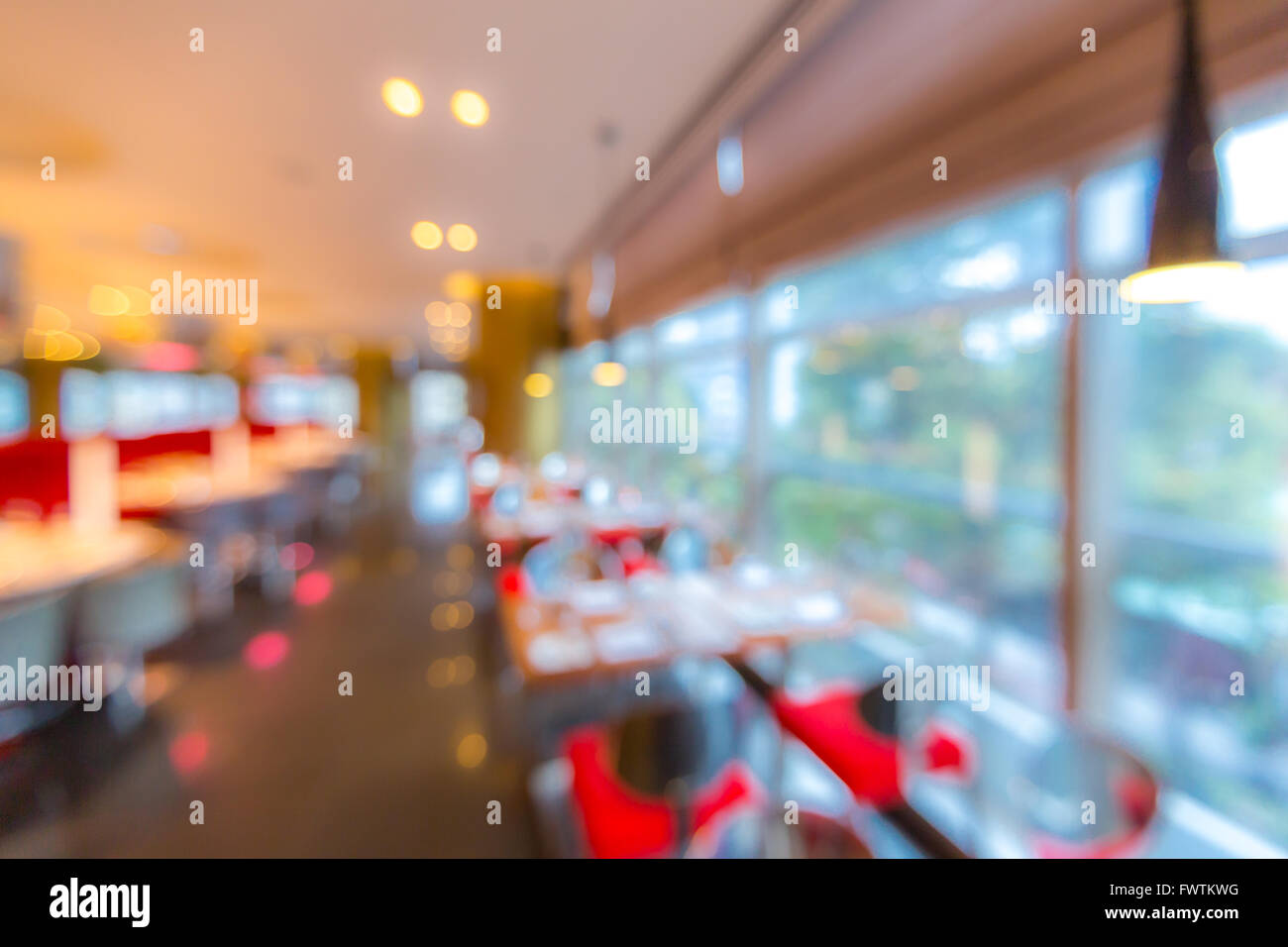 Abstrast sfondo sfocato : ristorante cafe con sfocatura bokeh di fondo Foto Stock