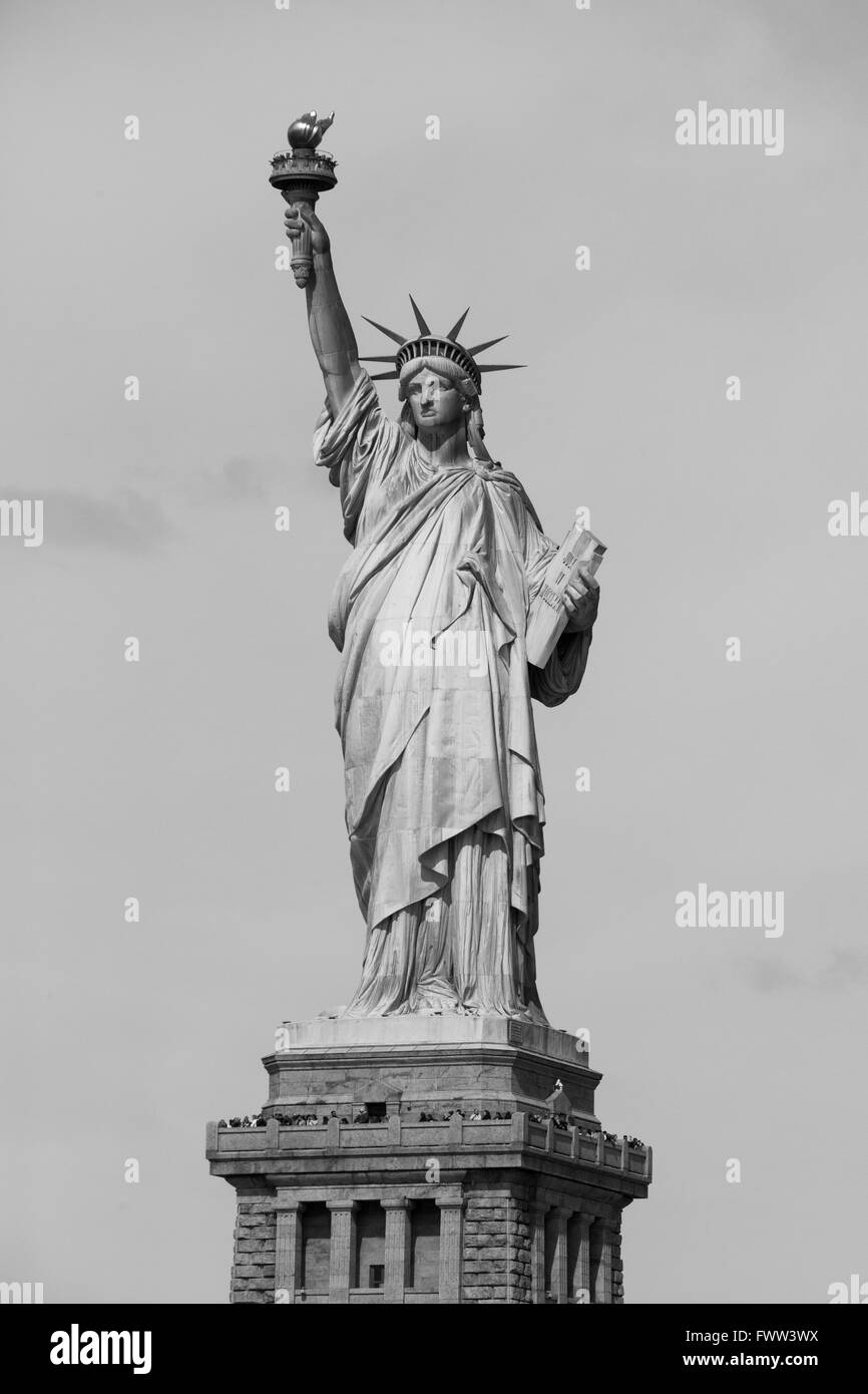 Statua della Libertà fotografata da Staten Island Ferry, New York City, Stati Uniti d'America. Foto Stock