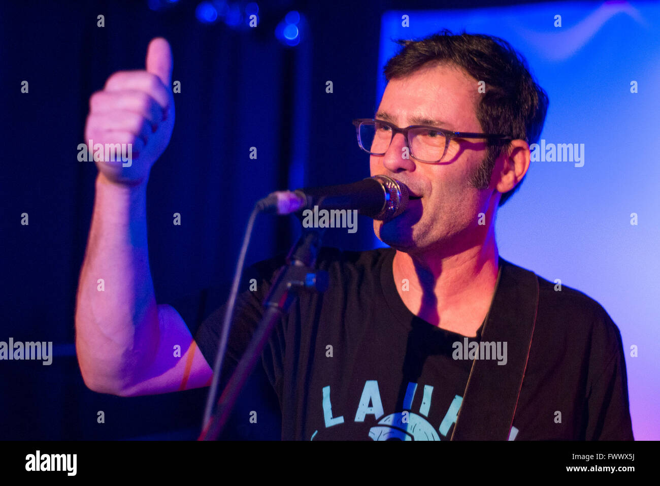 Torino, Italia. 7 Aprile, 2016. Joey Cape punk rock cantante esegue presso lo spazio 211 su 7 aprile 2016 a Torino, Italia Credito: Stefano Guidi/Alamy Live News Foto Stock