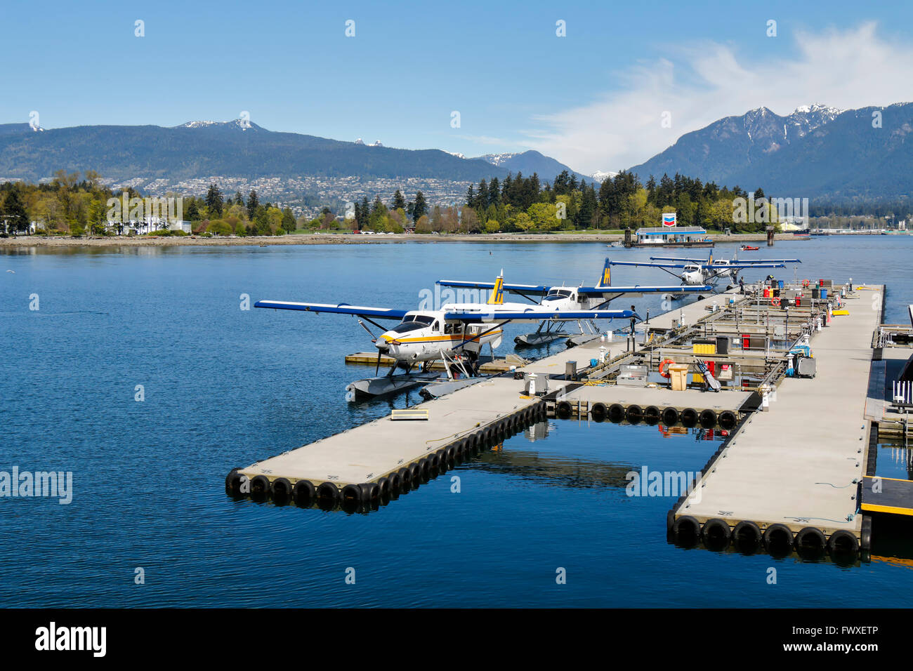 Fila di idrovolanti presso il Porto di Vancouver Centro di volo. Foto Stock