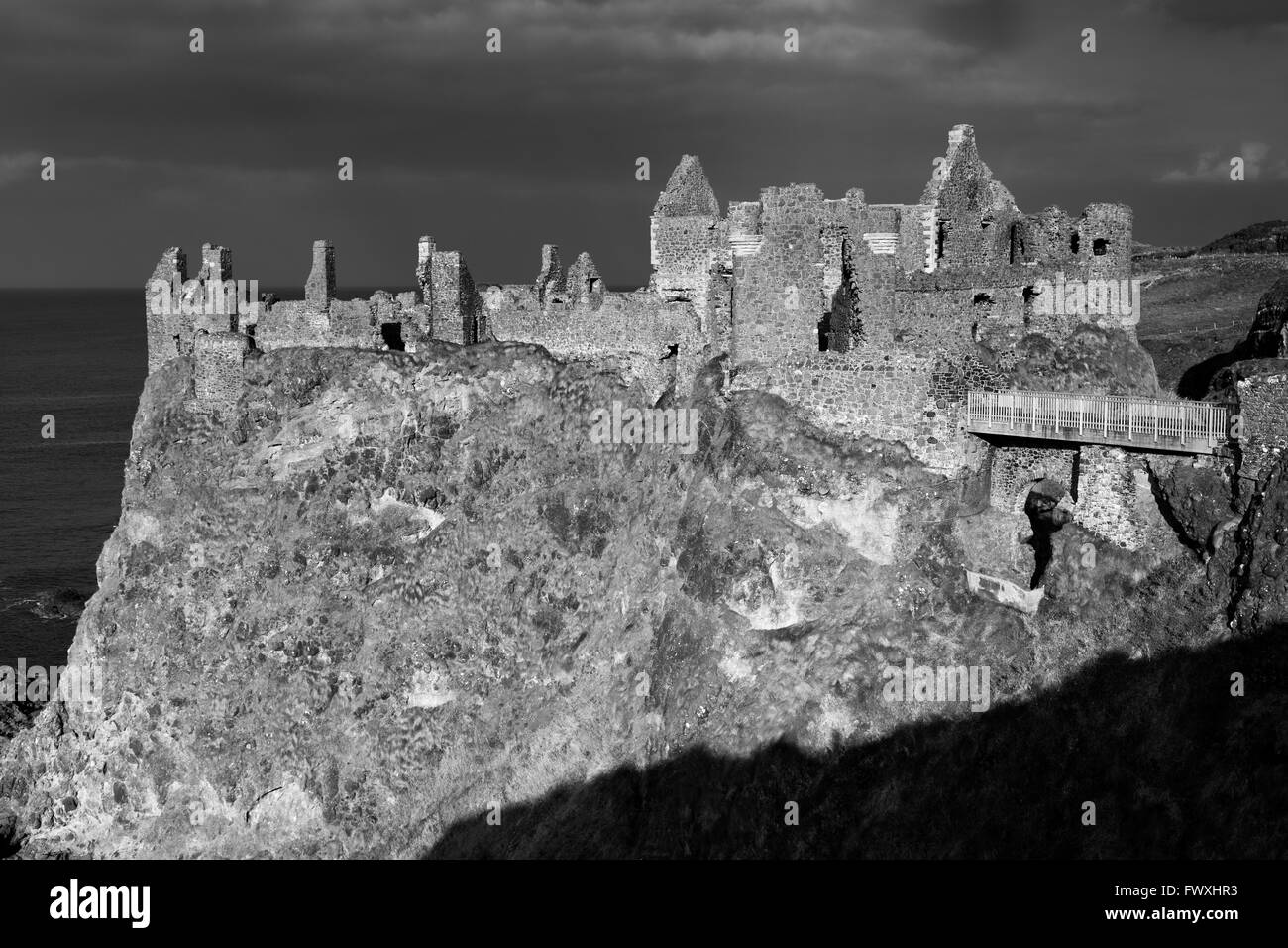 Dunluce Castle, Portrush, County Antrim, Ulster (Irlanda del Nord Europa Foto Stock