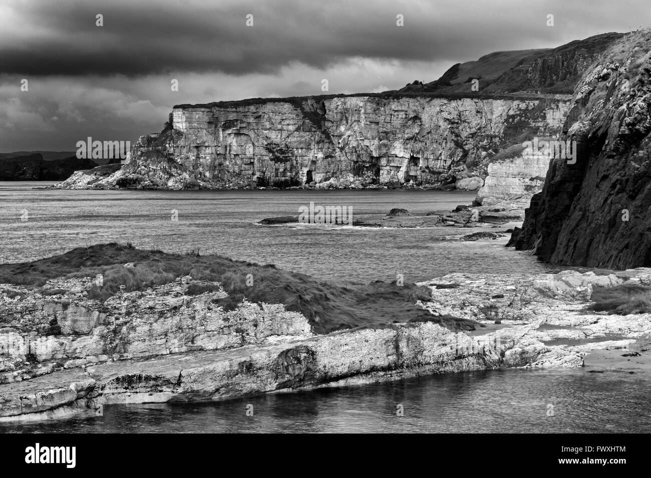 Ballintoy Harbour, Ballintoy Village, County Antrim, Ulster (Irlanda del Nord Europa Foto Stock