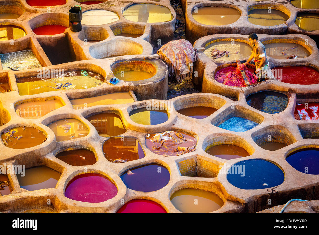 La conceria in pelle in Fez Marocco Foto Stock
