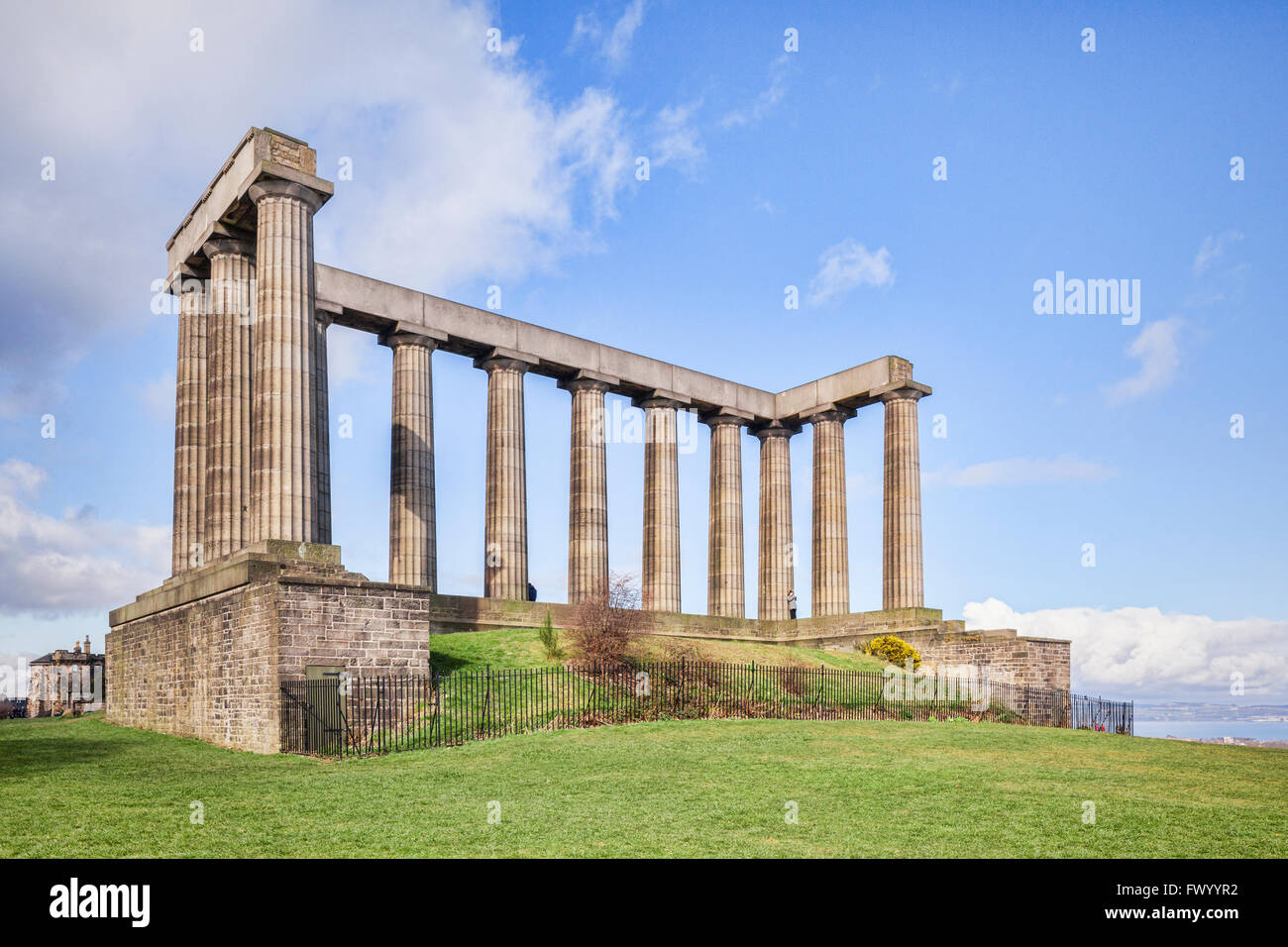 Il monumento nazionale su Calton Hill, Edimburgo, Scozia. Foto Stock
