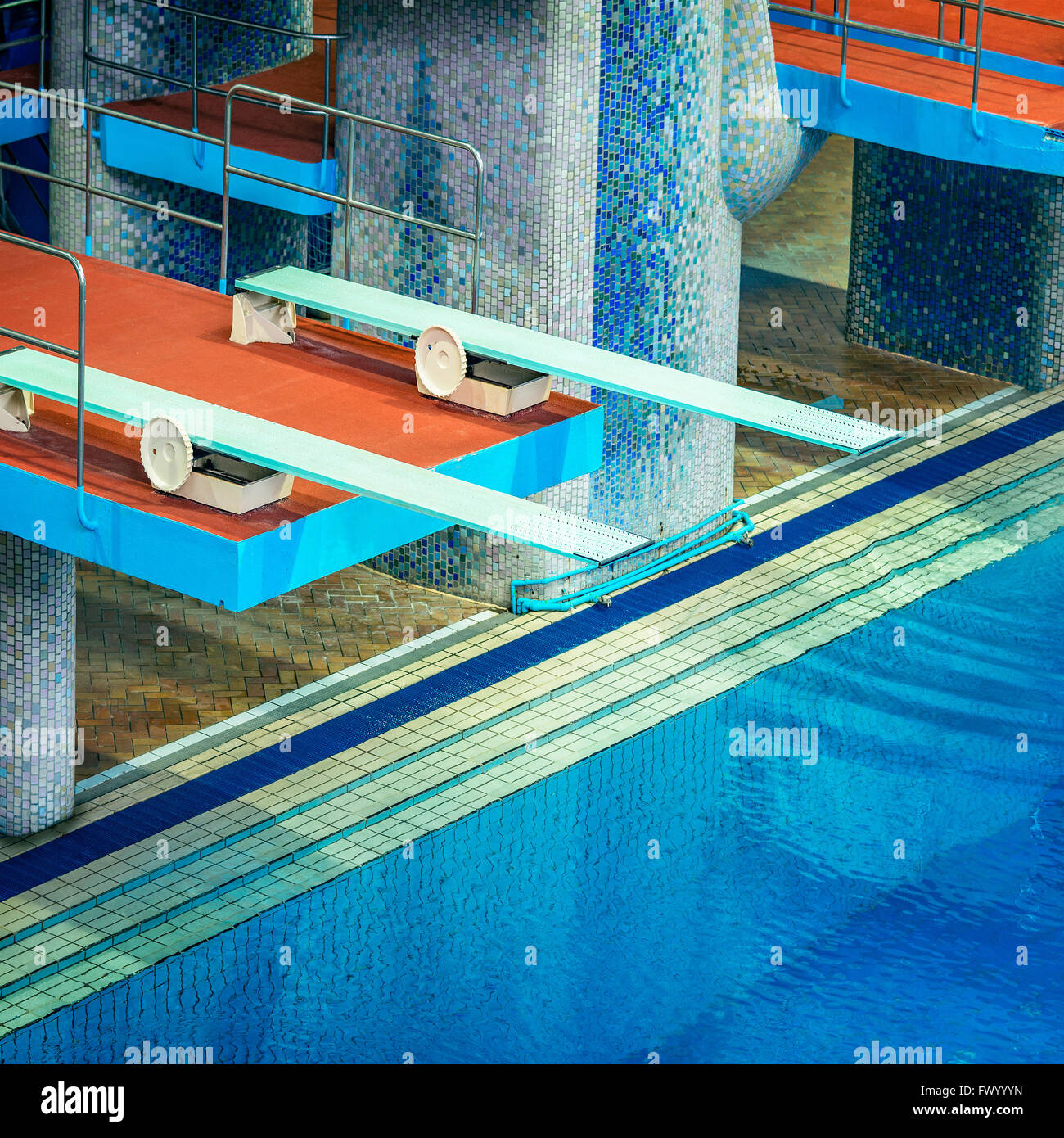 Diverse schede di immersioni in piscina. Foto Stock
