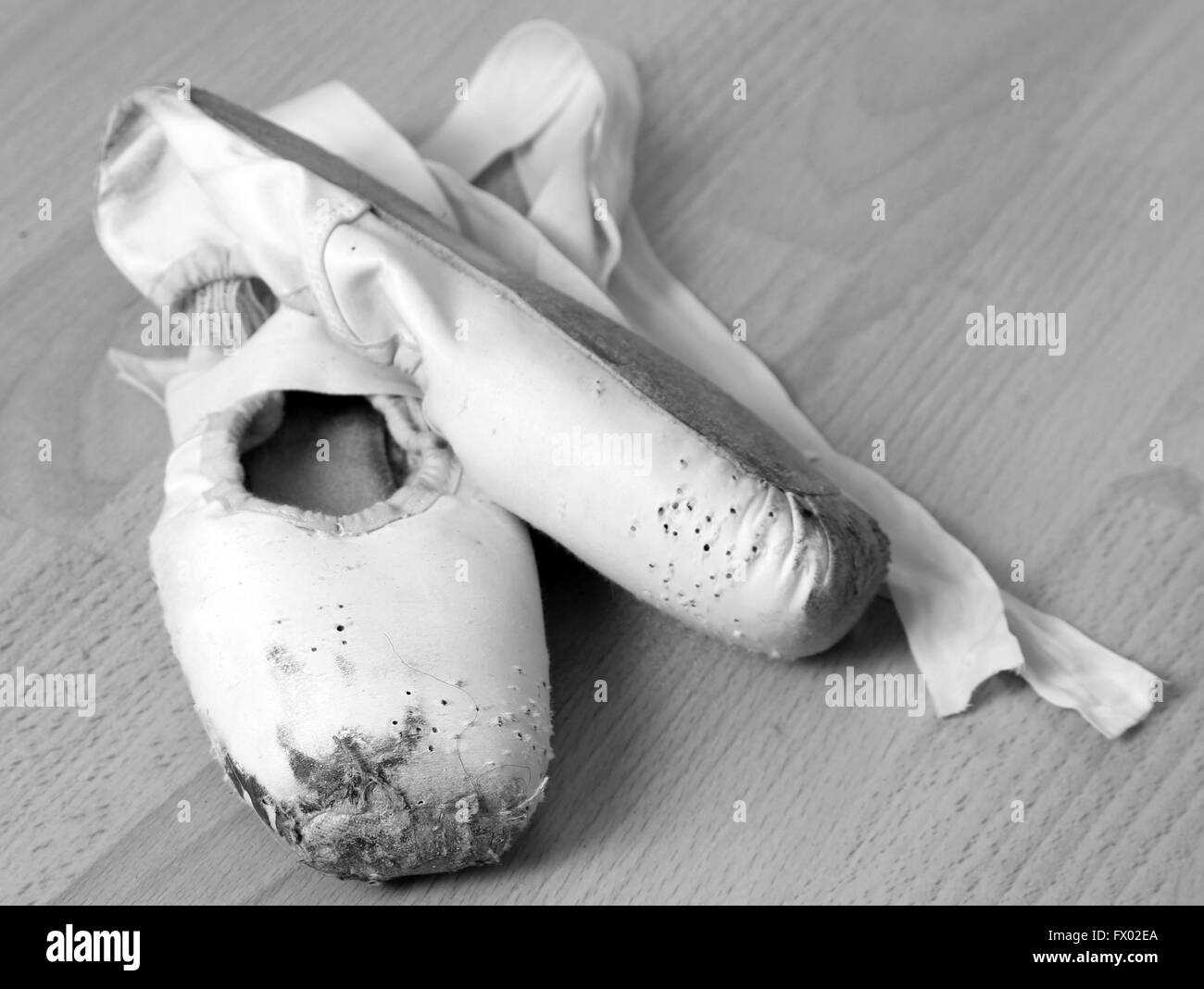 Un molto vecchio, ben indossati, molto amato e tarme" ballet pointe scarpe, 5 Aprile 2016 Foto Stock