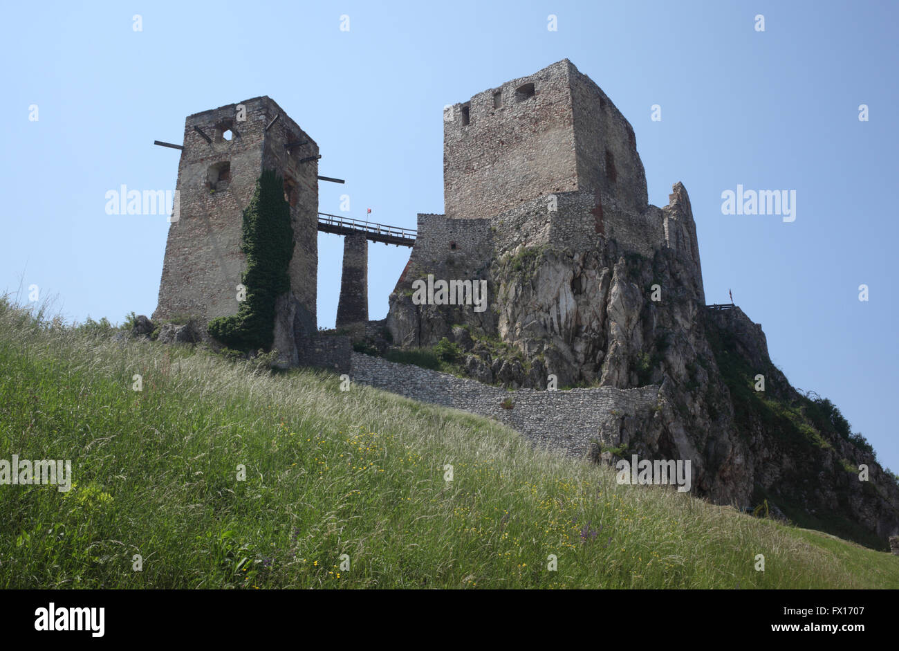 Rovine del Castello Csesznek-fortezza in Ungheria Foto Stock