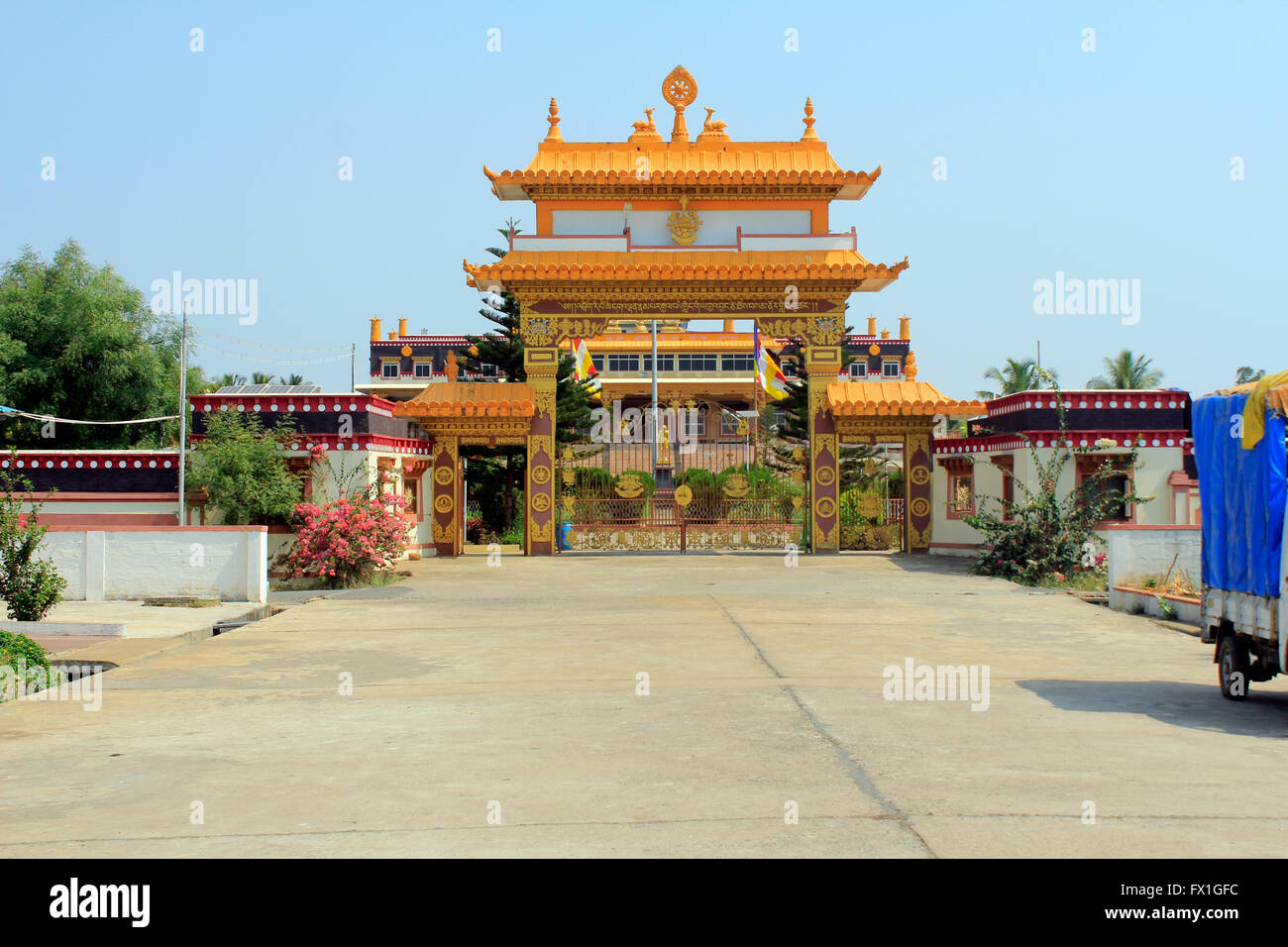 Il Ganden Jangtse monastero tibetano un insediamento in prossimità di Mundgod, Karnataka Inia Foto Stock