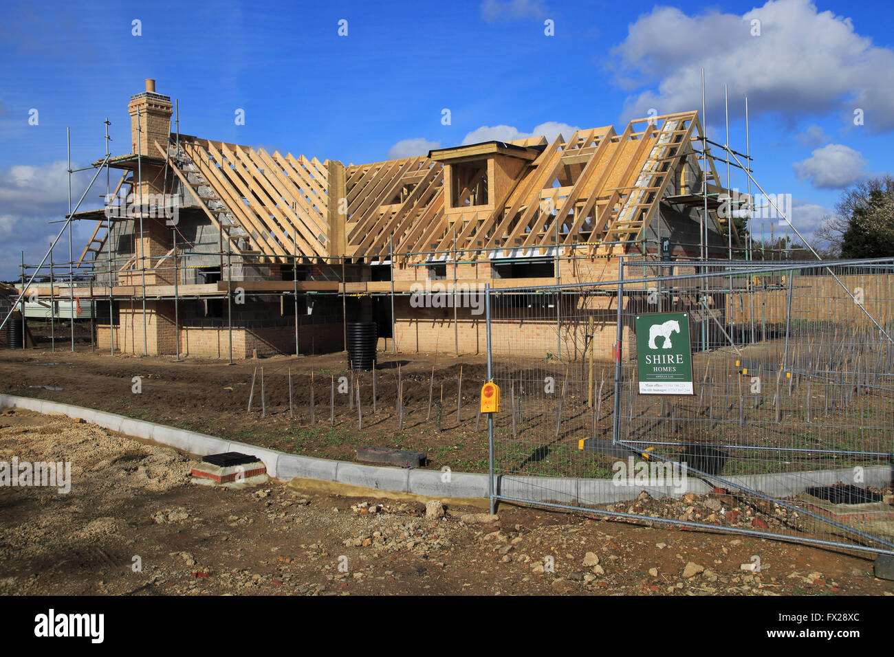 Nuova casa unifamiliare in costruzione, Hollesley, Suffolk, Suffolk, Inghilterra, Regno Unito Foto Stock