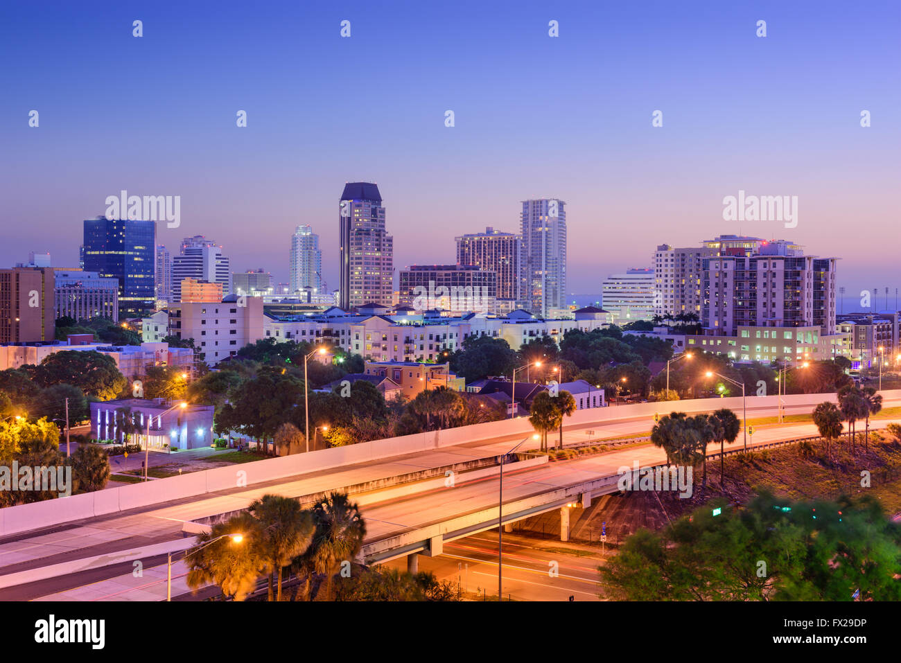 San Pietroburgo, Florida, Stati Uniti d'America skyline del centro. Foto Stock