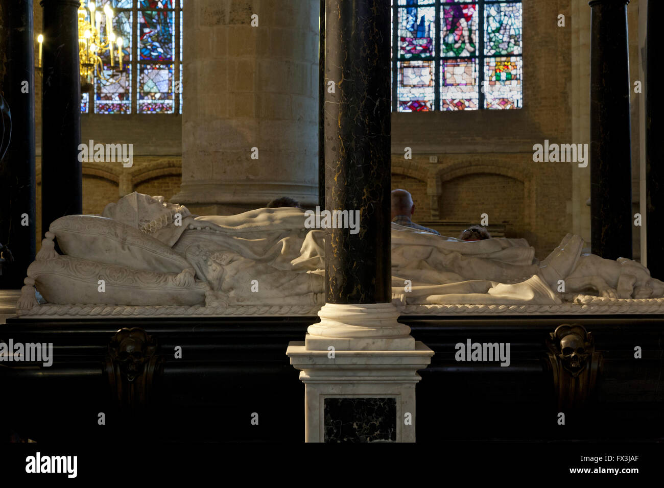 Statua in marmo di Willem van Oranje sul mausoleo nella Nieuwe Kerk di Delft, Olanda Foto Stock