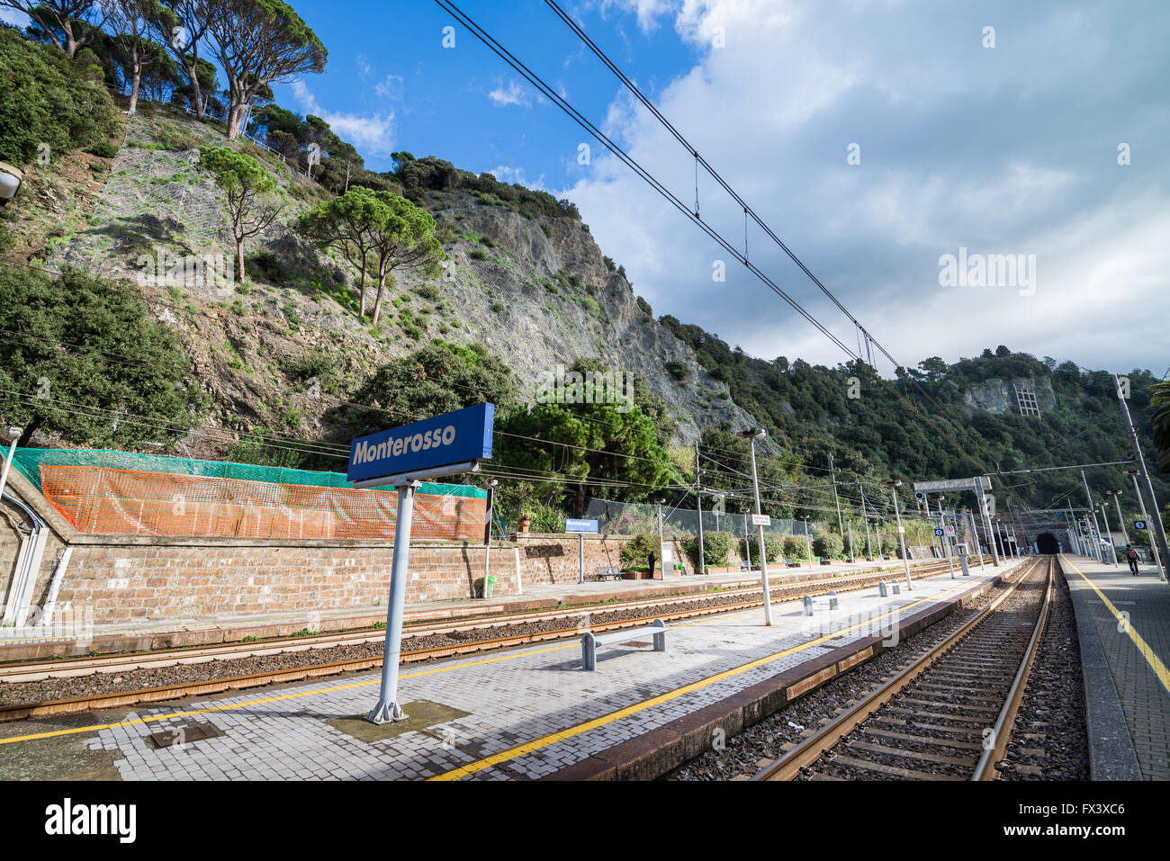 Stazione ferroviaria a Monterosso al Mare, Cinque Terre, Italia, Europa Foto Stock