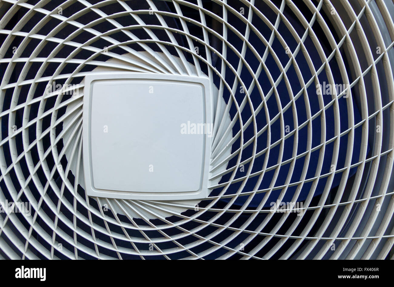 Griglia di un ventilatore industriale Foto Stock