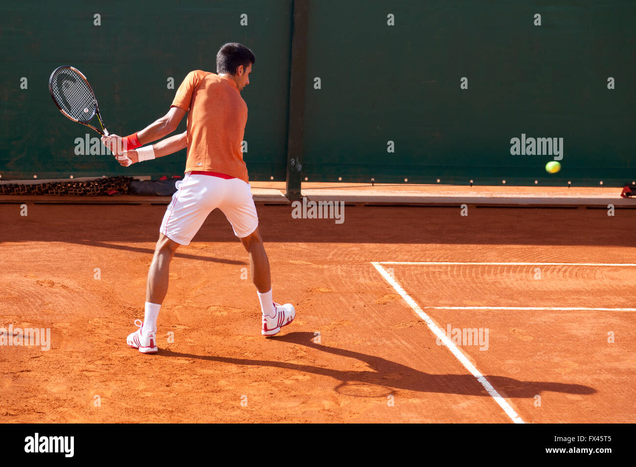 Montecarlo Rolex Masters ATP, Monaco. Novac Djokovic training su corte Foto Stock