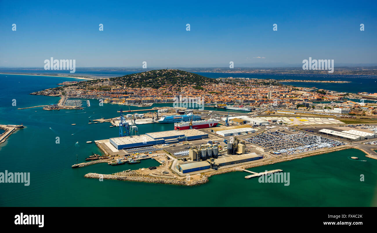 Vista aerea, porto di Sete, la costa mediterranea della Francia, Sète, Francia, Languedoc-Roussillon, Francia, Europa e Mediterraneo Foto Stock