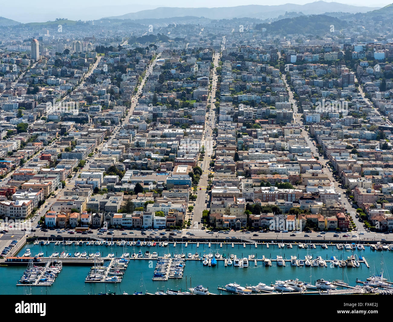 Vista aerea, guardando dalla parte nord della marina in Pacific Heights con Divisadero Street, Scott street e Broderick street, Foto Stock